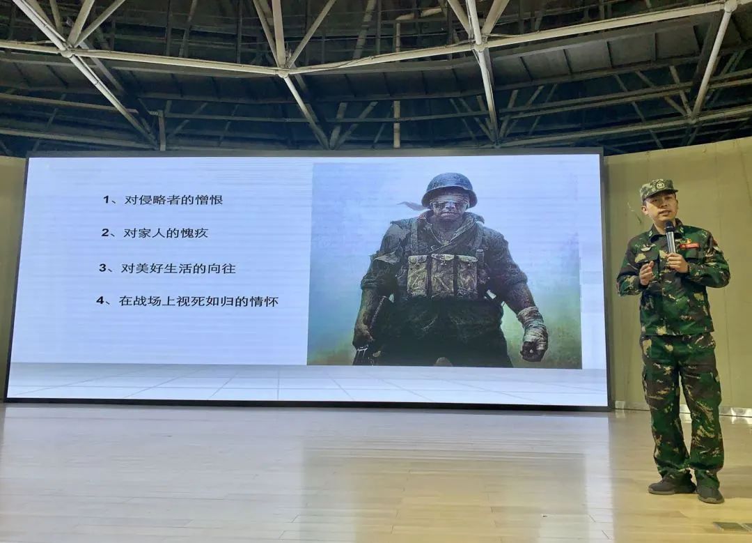 讲解对越自卫反击战.jpg