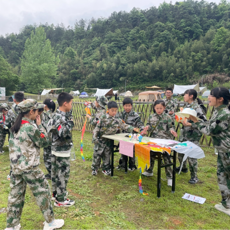 解锁无限可能，18个主题夏令营持续报名中！